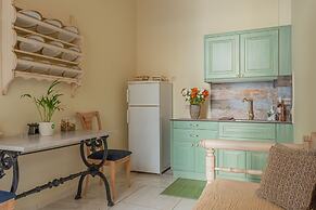Pandora Suites