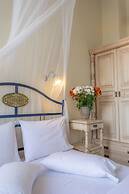 Pandora Suites