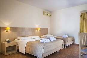 Lassi Hotel