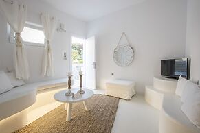 Paros Palace Adults Only