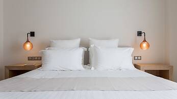 Porto Naxos Hotel