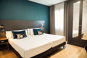 Arenas Atiram Hotels