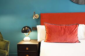 Arenas Atiram Hotels