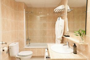 Arenas Atiram Hotels