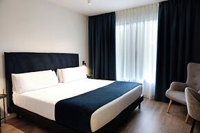 Arenas Atiram Hotels