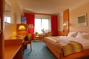 Atrium Palace Hotel