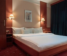 Atrium Palace Hotel
