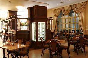 Atrium Palace Hotel