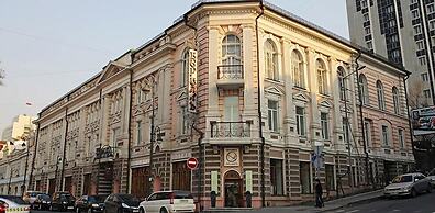 Versailles Hotel