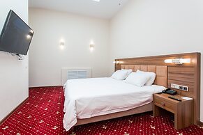 Versailles Hotel
