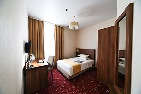 Versailles Hotel