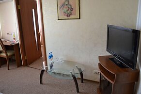 A Hotel Amur Bay