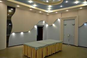 A Hotel Amur Bay
