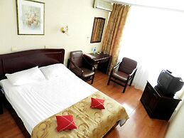 A Hotel Amur Bay