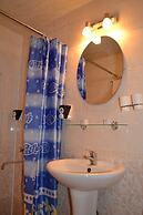 A Hotel Amur Bay