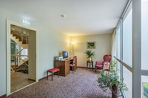 Ratonda Centrum Hotels