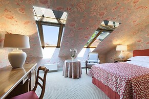 NARUTIS hotel