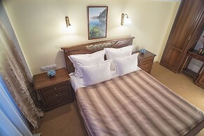 Angara Hotel