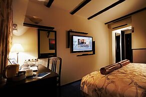 River Park Hotel