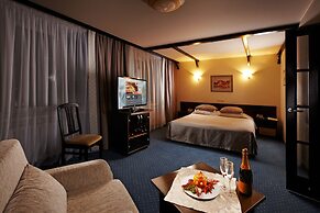 River Park Hotel