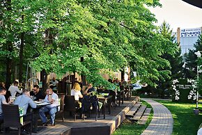River Park Hotel