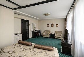 River Park Hotel