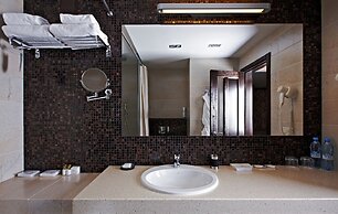 River Park Hotel