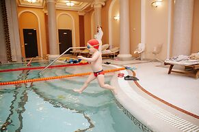 Londonskaya Hotel