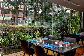 Ramada Plaza by Wyndham Bangkok Menam Riverside