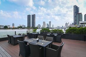 Ramada Plaza by Wyndham Bangkok Menam Riverside