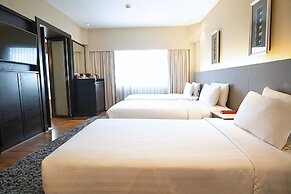 Ramada Plaza by Wyndham Bangkok Menam Riverside