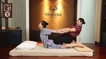 Ramada Plaza by Wyndham Bangkok Menam Riverside