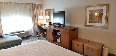 Hampton Inn & Suites By Hilton Calgary- University Northwest