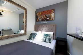 Quentin Museum Square Hotel