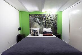 Quentin Museum Square Hotel