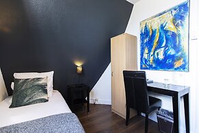 Quentin Museum Square Hotel