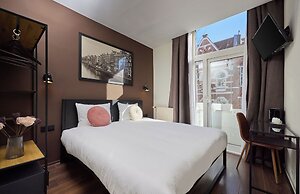 Quentin Museum Square Hotel