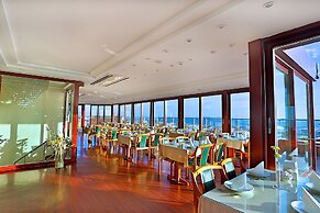 Grand Madrid Hotel