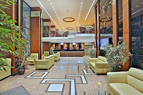 Grand Madrid Hotel