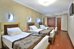 Grand Madrid Hotel