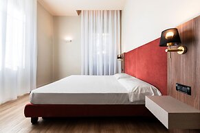 Mokinba Hotels Montebianco