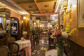 Hotel Vittoria