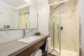 Al Manthia Hotel - Trevi Hotels Group