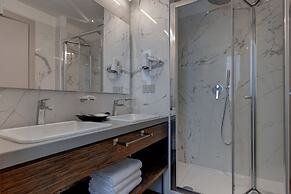 Al Manthia Hotel - Trevi Hotels Group