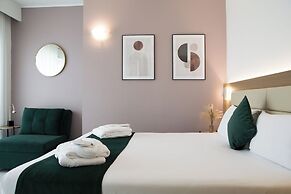 Massimi City Garden Hotel