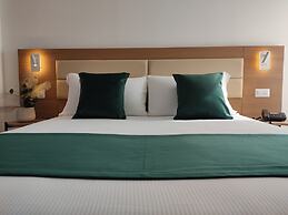 Massimi City Garden Hotel