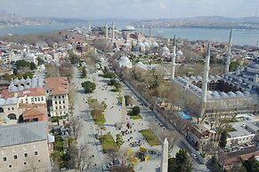 Lapis Inn Hotel & Spa