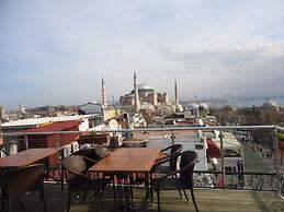 Lapis Inn Hotel & Spa