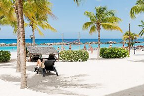LionsDive Beach Resort