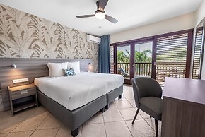 LionsDive Beach Resort